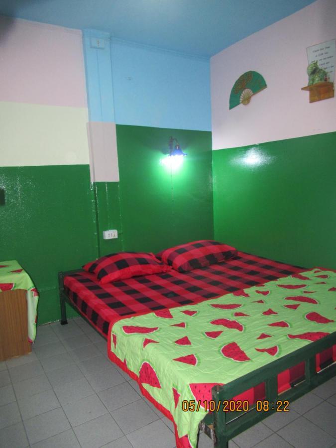 Jay Guesthouse And Restaurant (Adults Only) Csiangmaj Kültér fotó